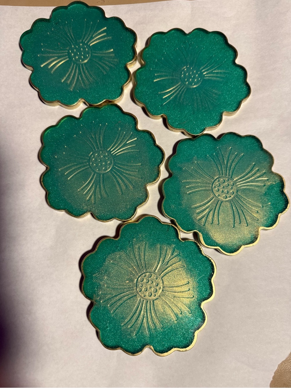 Set of 5 Green Floral Resin Coasters with Gold Trim
